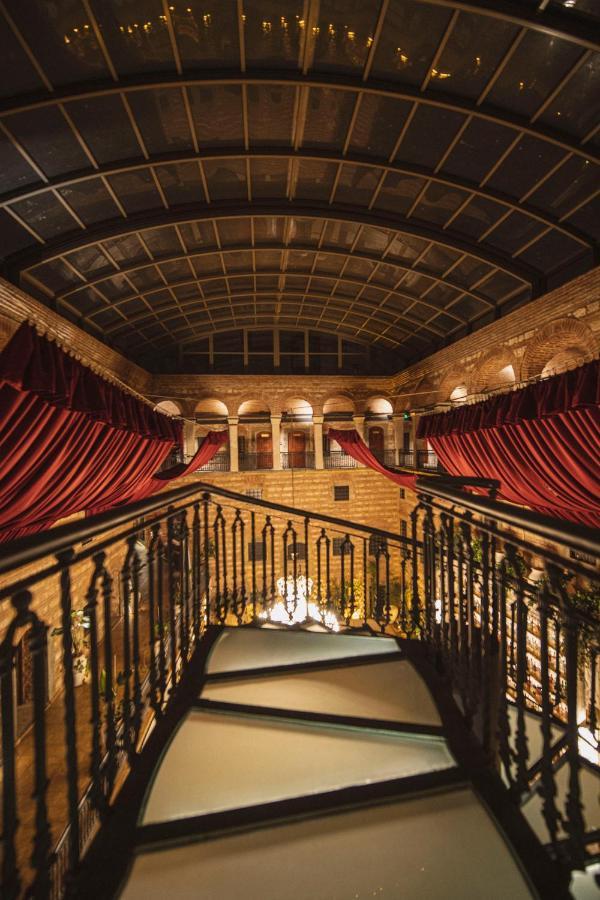 Han 1772 Hotel Istanboel Buitenkant foto Interior of the theatre