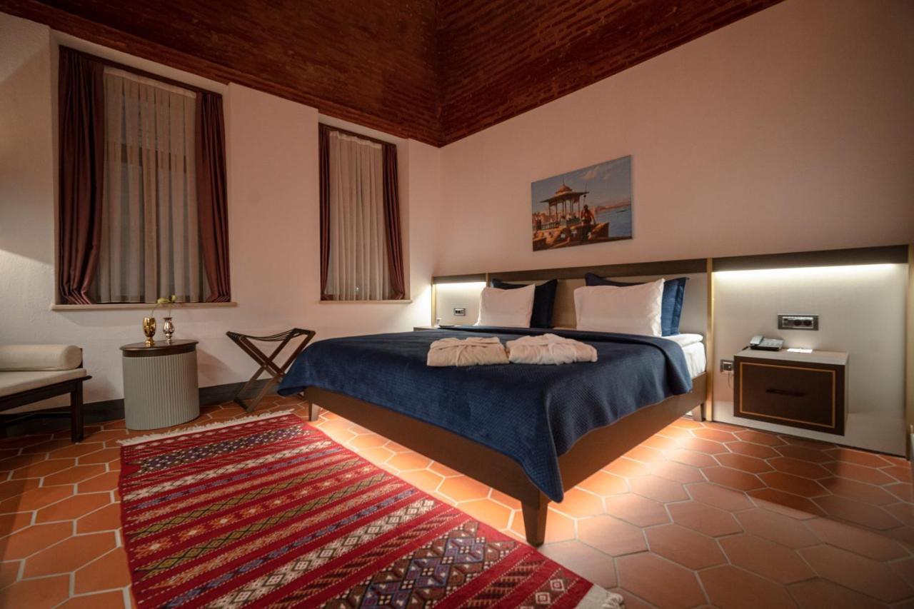 Han 1772 Hotel Istanboel Buitenkant foto A room at the hotel