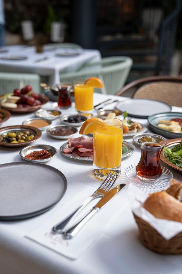 Han 1772 Hotel Istanboel Buitenkant foto Turkish breakfast